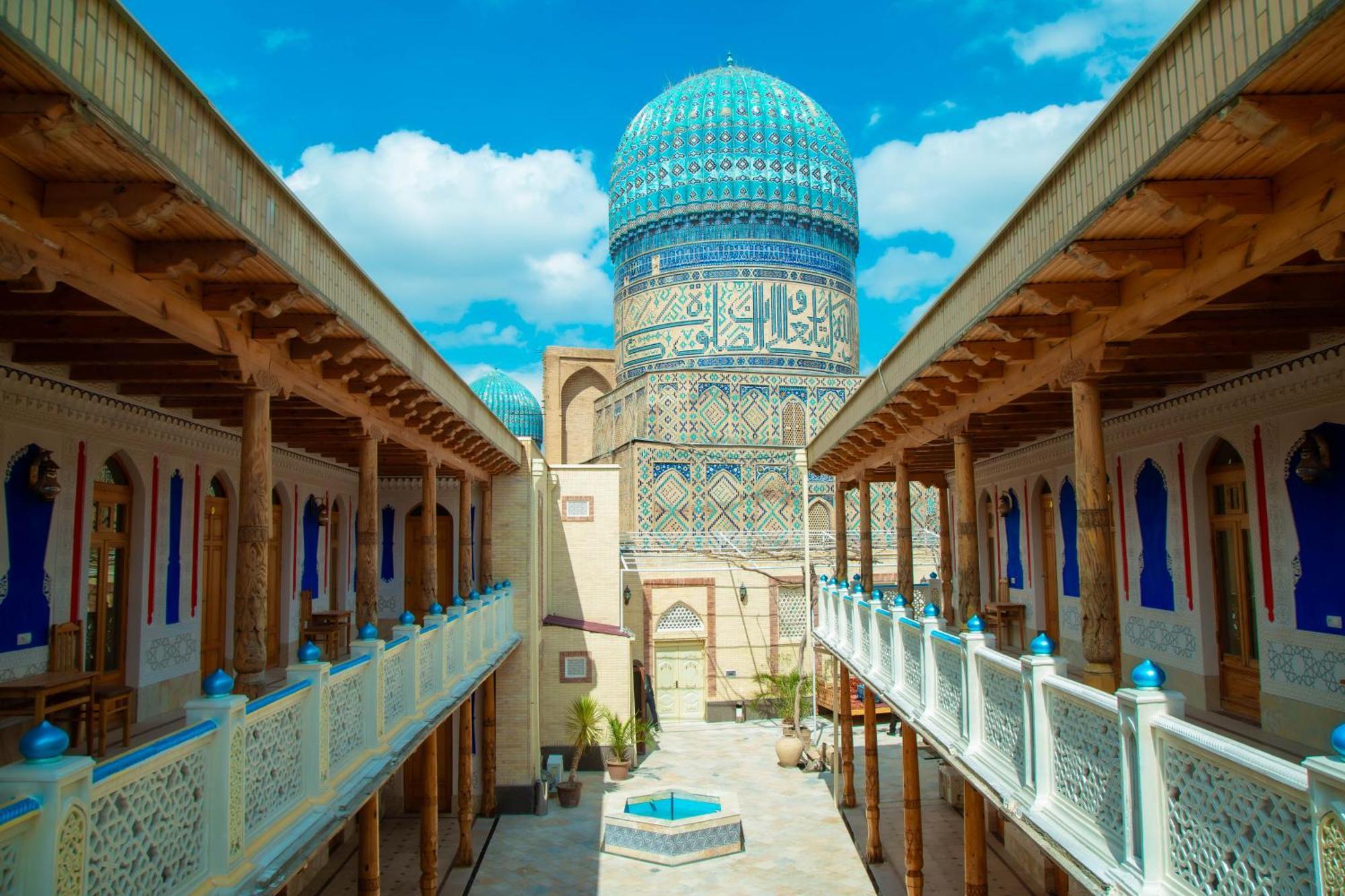 Bibikhanum Hotel Самарканд Екстериор снимка