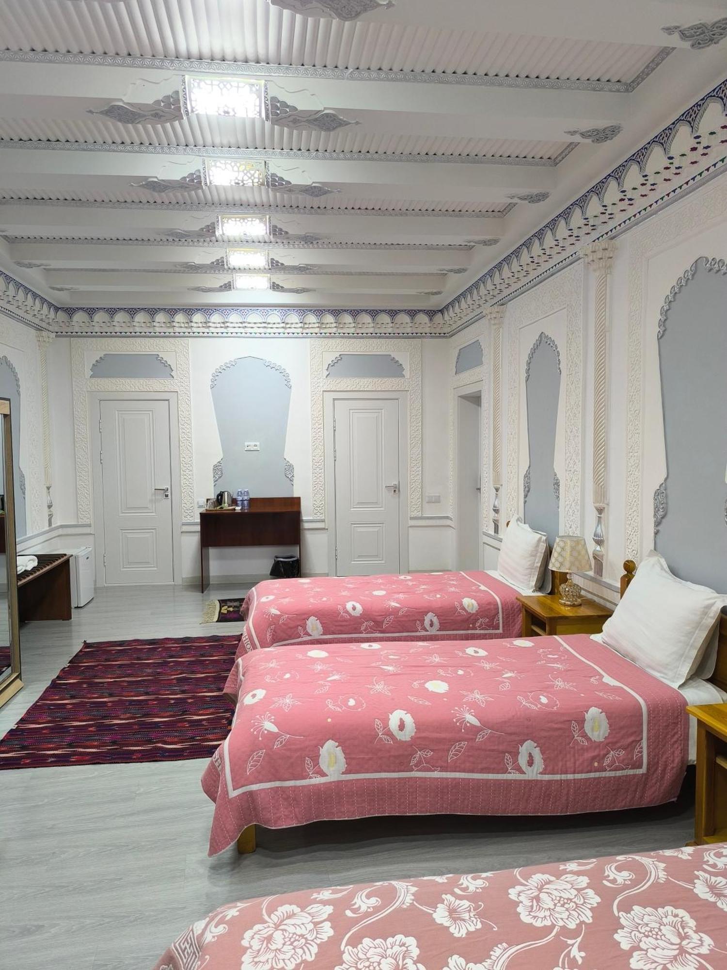 Bibikhanum Hotel Самарканд Екстериор снимка