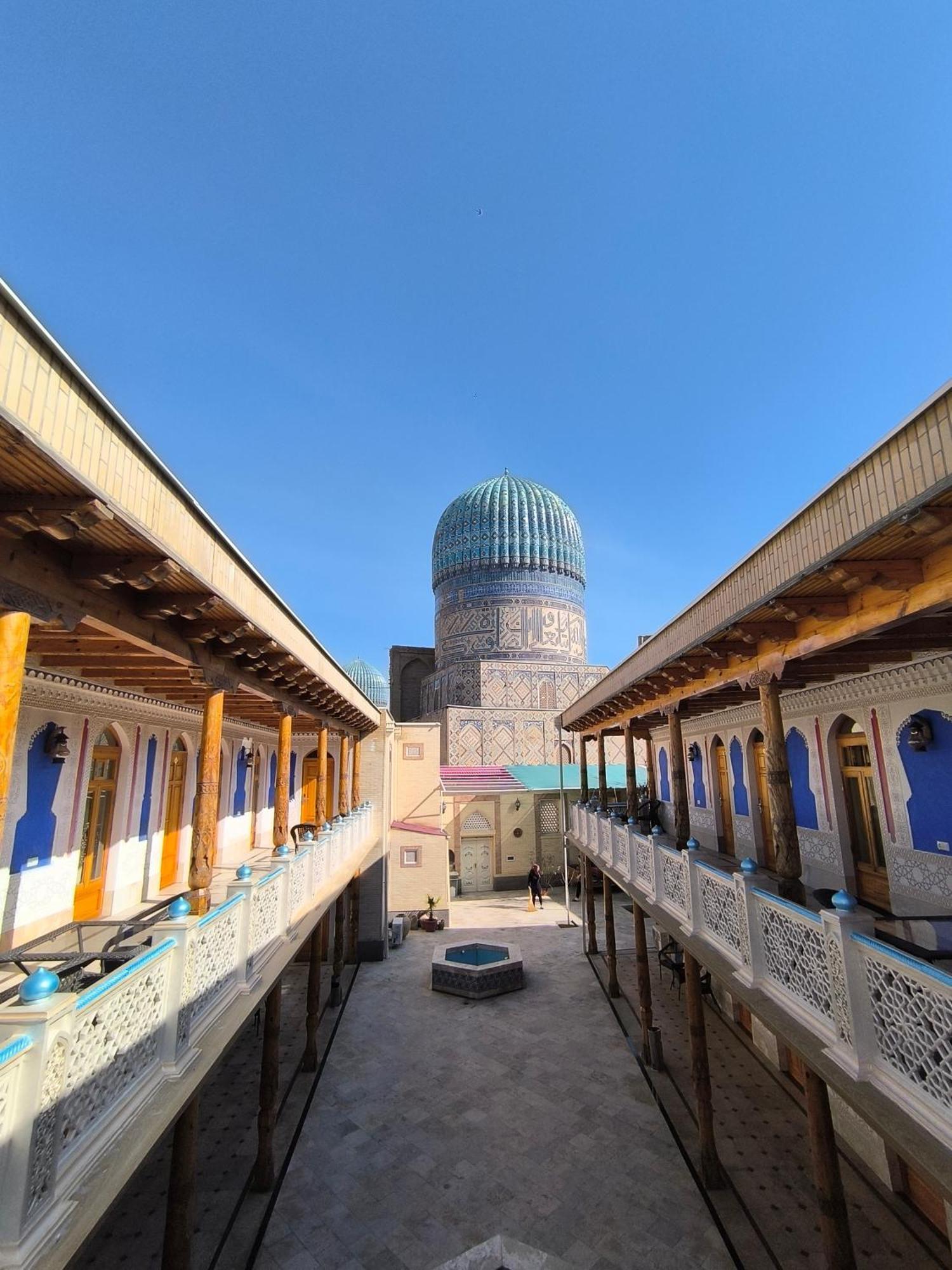 Bibikhanum Hotel Самарканд Екстериор снимка